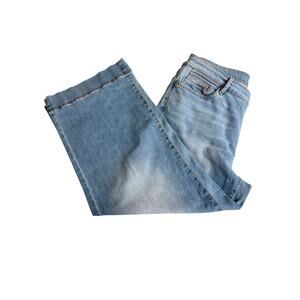 J. Jill blue denim jeans wide leg crop pocket  & hem details stretch Sz 10